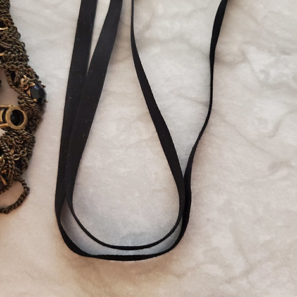 ✨ J.Crew Black Rhinestones Crystals Chain Ribbon Twist Tie Necklace ✨ - Picture 6 of 9